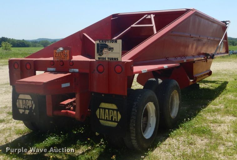 image for item GA9087 1975 Load King 182ST-1 bottom dump trailer