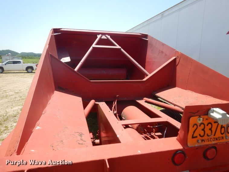 image for item GA9087 1975 Load King 182ST-1 bottom dump trailer