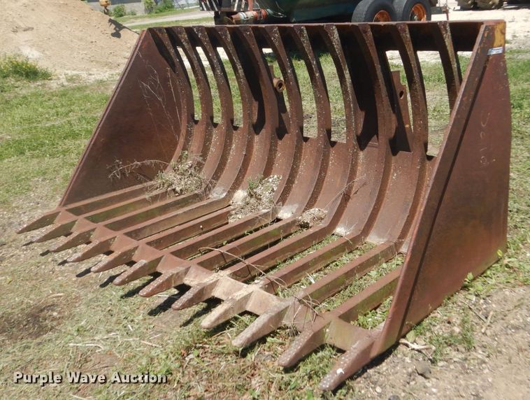 image for item GA9090 103"W skeletonized loader bucket