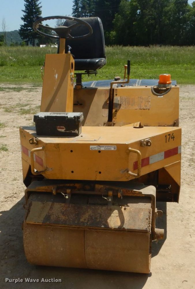 image for item GA9093 Rosco  vibratory double drum roller