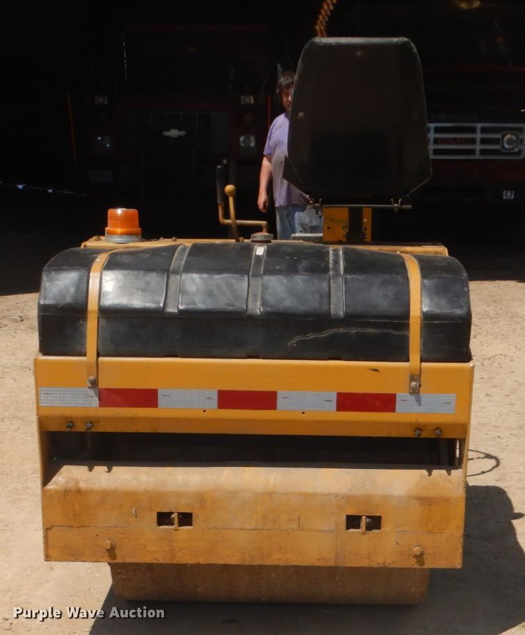 image for item GA9093 Rosco  vibratory double drum roller