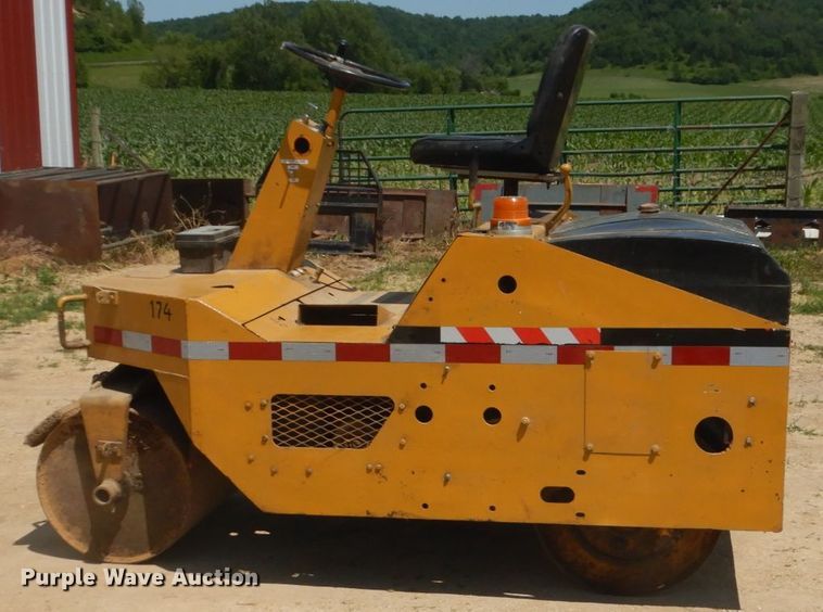 image for item GA9093 Rosco  vibratory double drum roller