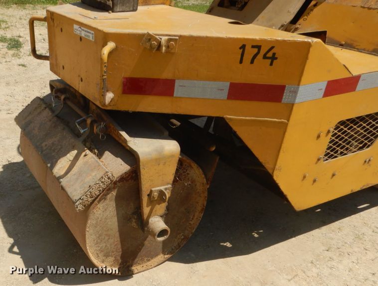 image for item GA9093 Rosco  vibratory double drum roller