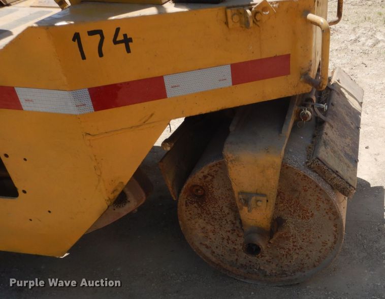 image for item GA9093 Rosco  vibratory double drum roller