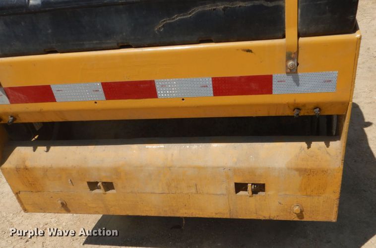 image for item GA9093 Rosco  vibratory double drum roller