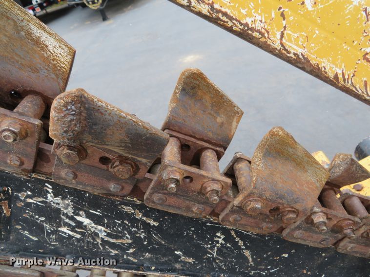 image for item GI9168 2011 Vermeer RT200  trencher