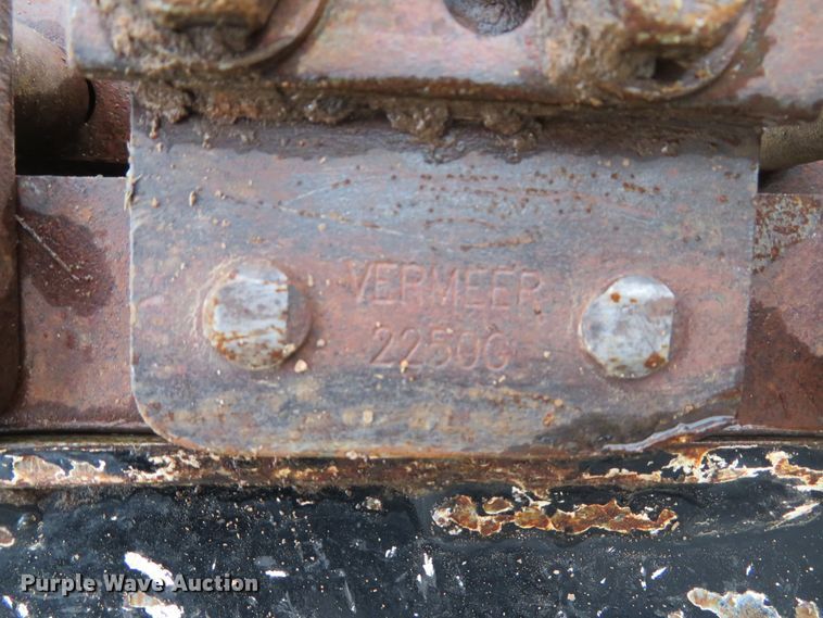 image for item GI9168 2011 Vermeer RT200  trencher