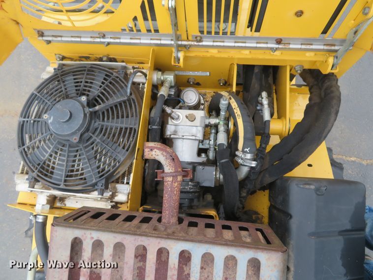 image for item GI9168 2011 Vermeer RT200  trencher