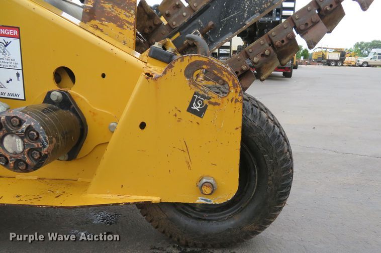 image for item GI9168 2011 Vermeer RT200  trencher