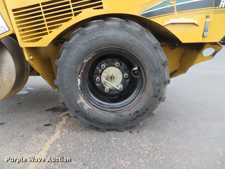 image for item GI9168 2011 Vermeer RT200  trencher