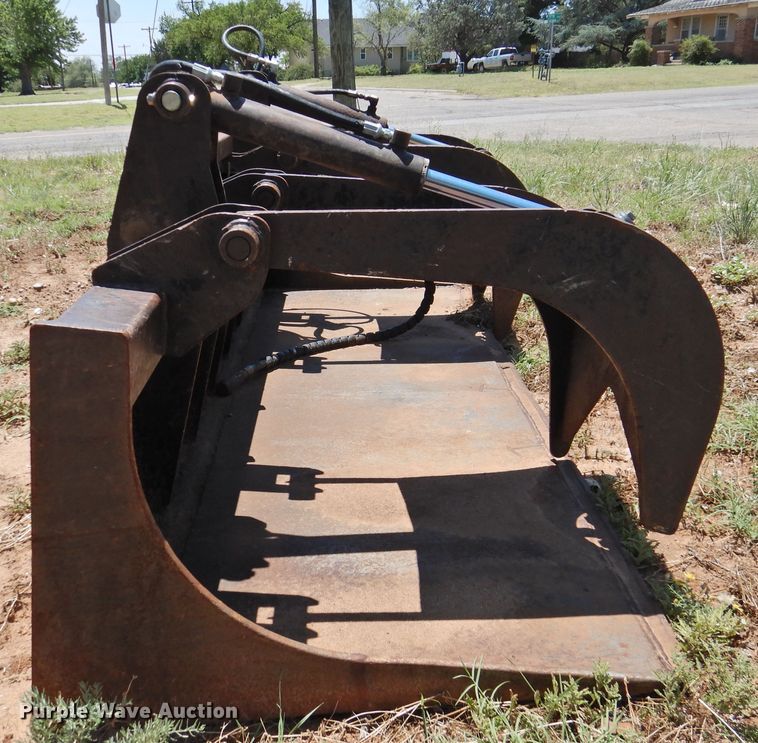 image for item GN9932 83.5"W skid steer grapple bucket
