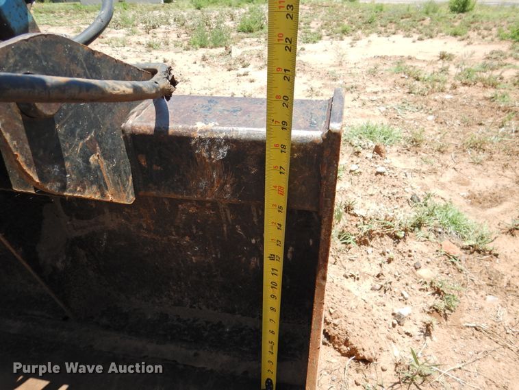 image for item GN9932 83.5"W skid steer grapple bucket