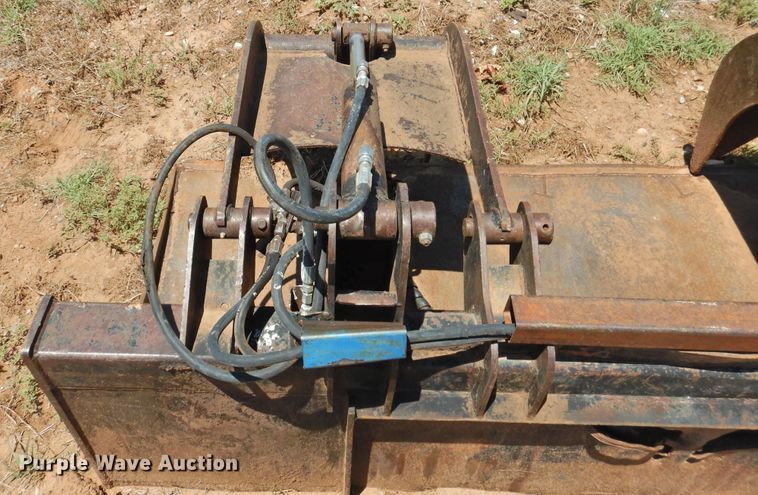 image for item GN9932 83.5"W skid steer grapple bucket