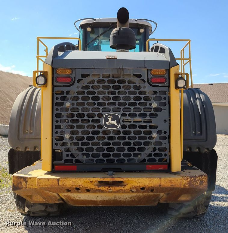 image for item GT9104 2006 John Deere 844J  wheel loader