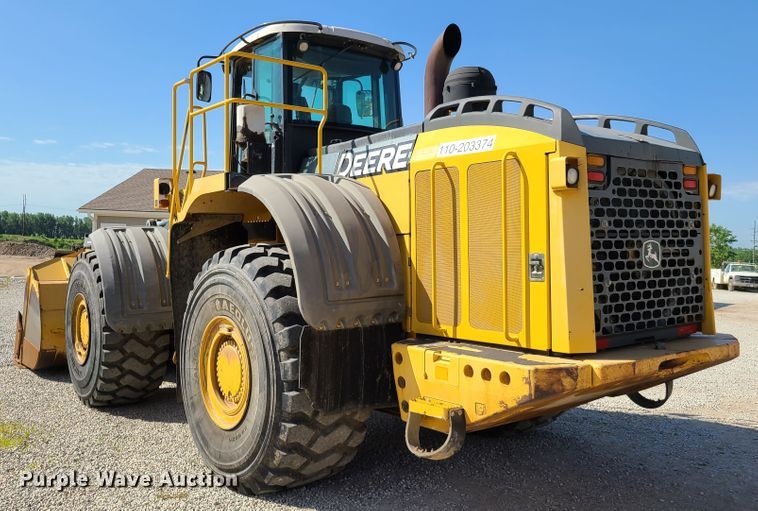 image for item GT9104 2006 John Deere 844J  wheel loader