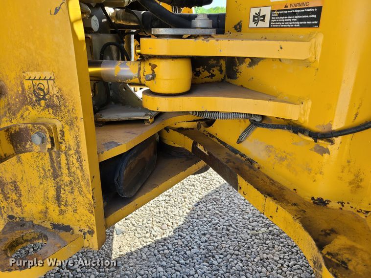 image for item GT9104 2006 John Deere 844J  wheel loader