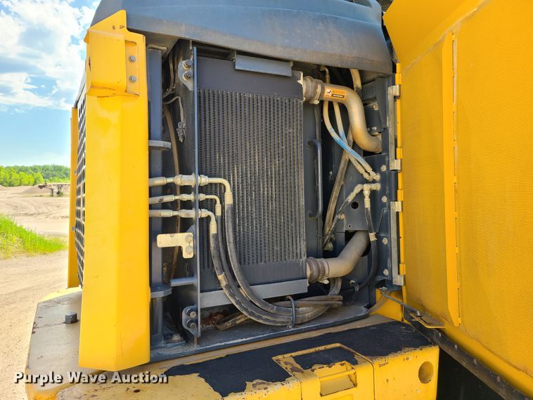 image for item GT9104 2006 John Deere 844J  wheel loader