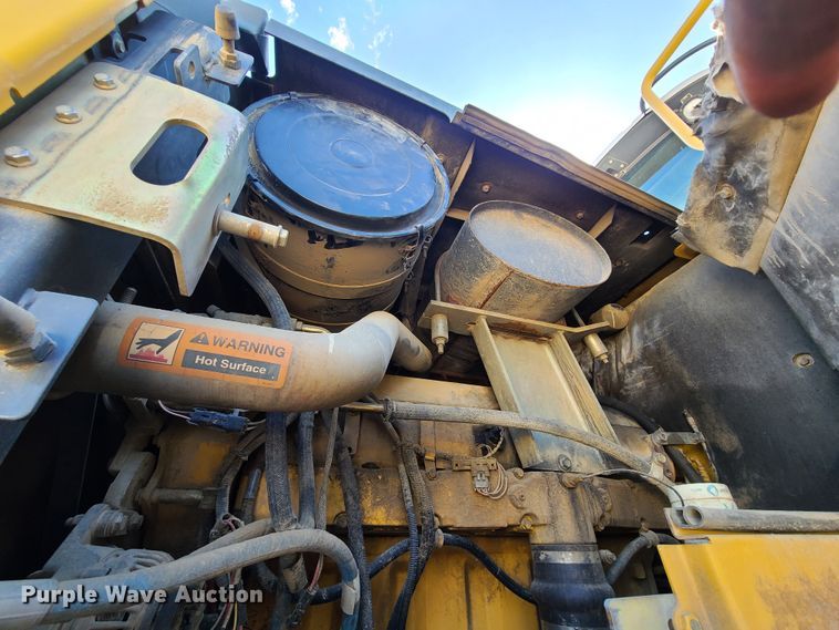 image for item GT9104 2006 John Deere 844J  wheel loader