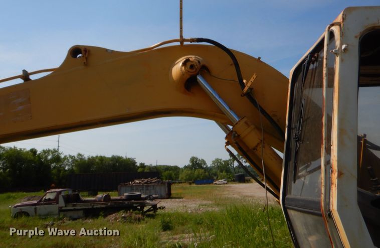 image for item GT9249 Liebherr XR912LC Litronic  excavator