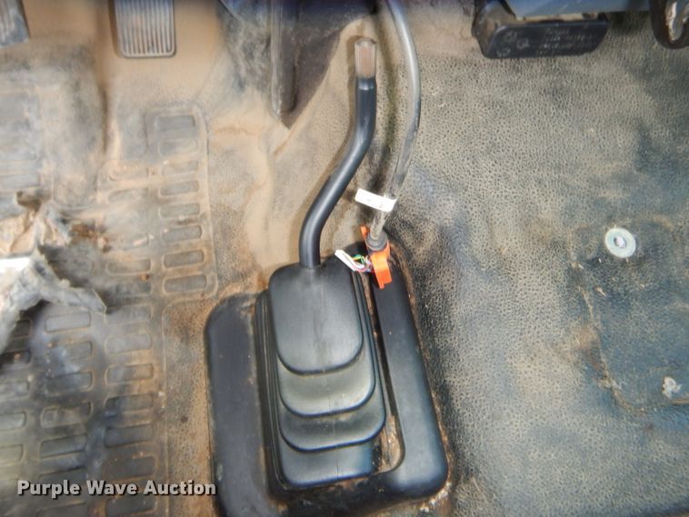 image for item GT9261 2012 Ford F550 Super Duty  bucket truck