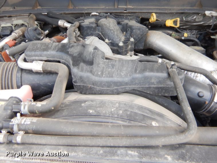 image for item GT9261 2012 Ford F550 Super Duty  bucket truck