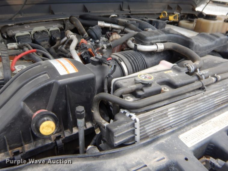 image for item GT9261 2012 Ford F550 Super Duty  bucket truck