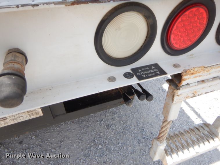 image for item GT9261 2012 Ford F550 Super Duty  bucket truck