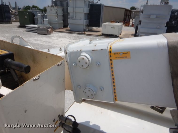 image for item GT9261 2012 Ford F550 Super Duty  bucket truck