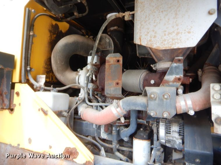 image for item GT9273 2014 Komatsu WA320  wheel loader