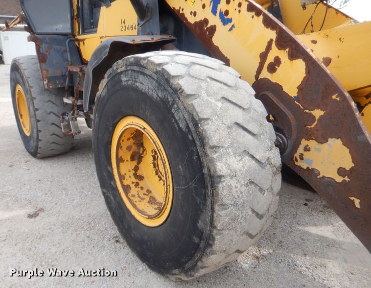 image for item GT9273 2014 Komatsu WA320  wheel loader