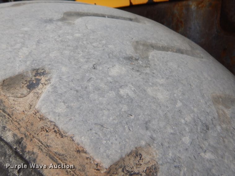 image for item GT9273 2014 Komatsu WA320  wheel loader