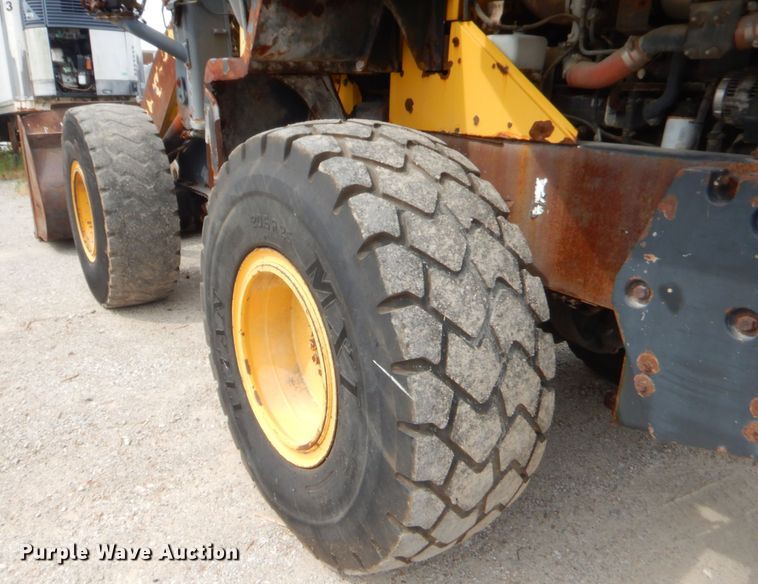 image for item GT9273 2014 Komatsu WA320  wheel loader