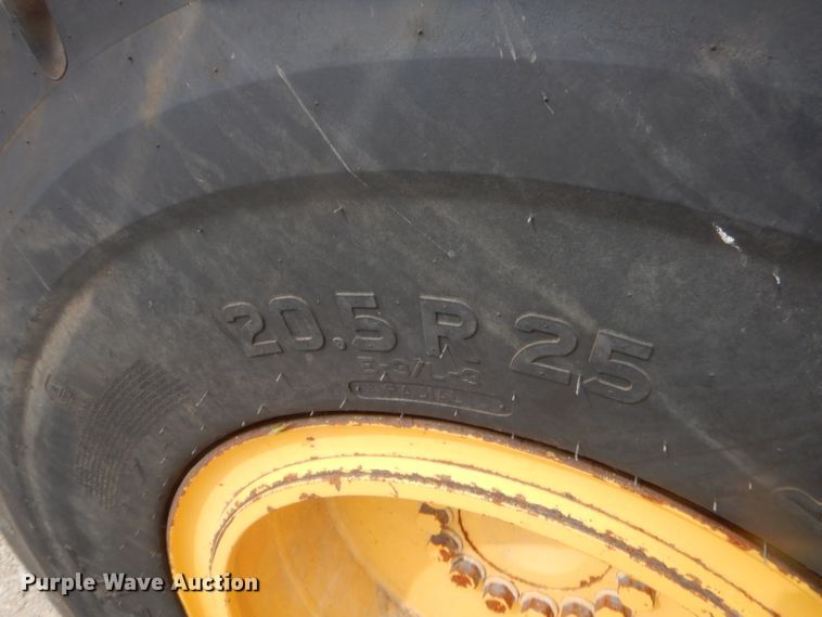 image for item GT9273 2014 Komatsu WA320  wheel loader