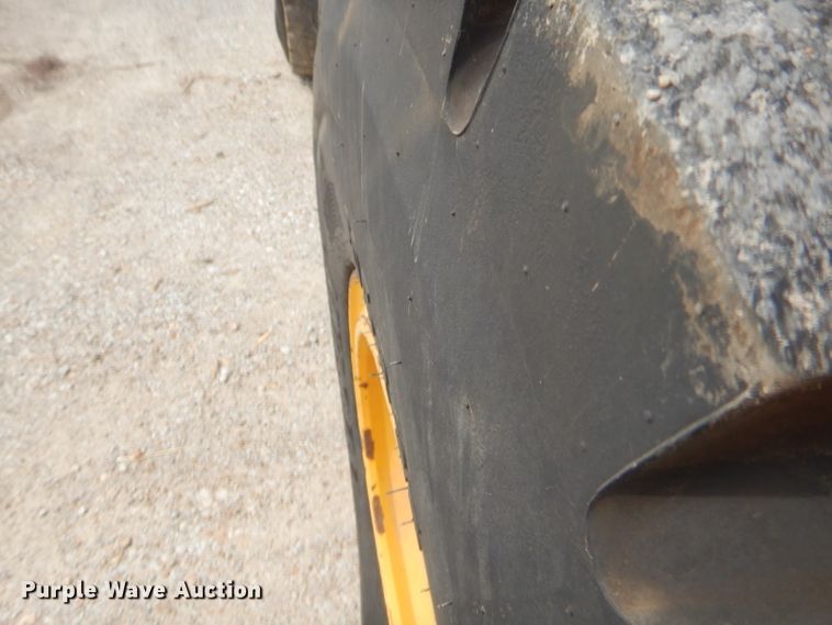 image for item GT9273 2014 Komatsu WA320  wheel loader