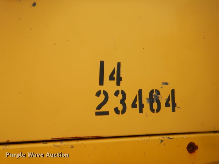 image for item GT9273 2014 Komatsu WA320  wheel loader