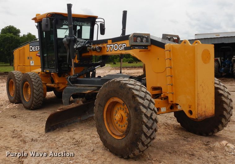 image for item GT9281 2011 John Deere 770GP  motor grader