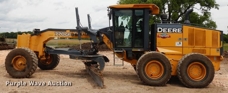 image for item GT9281 2011 John Deere 770GP  motor grader