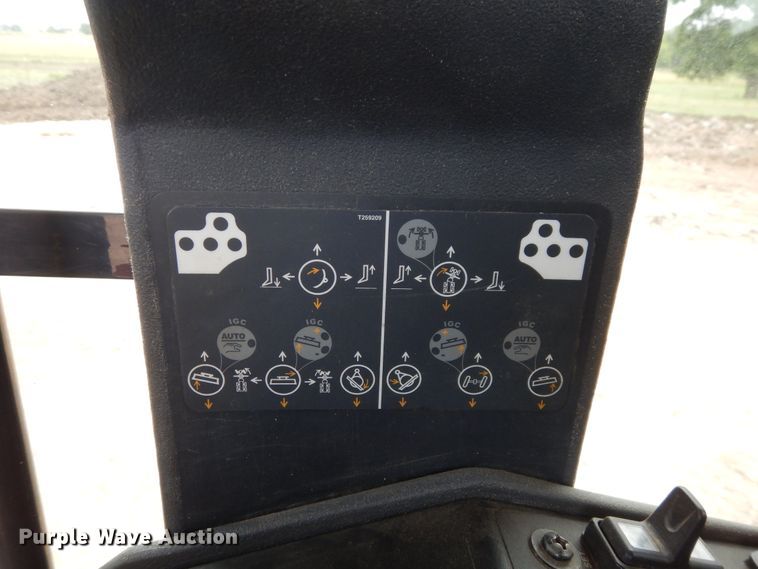 image for item GT9281 2011 John Deere 770GP  motor grader