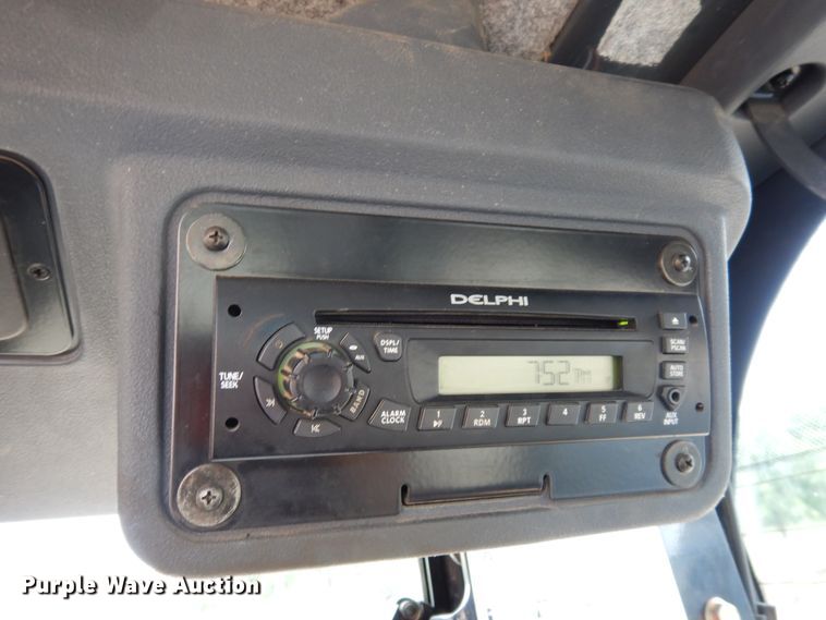 image for item GT9281 2011 John Deere 770GP  motor grader