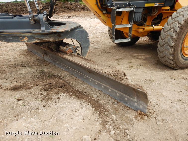 image for item GT9281 2011 John Deere 770GP  motor grader