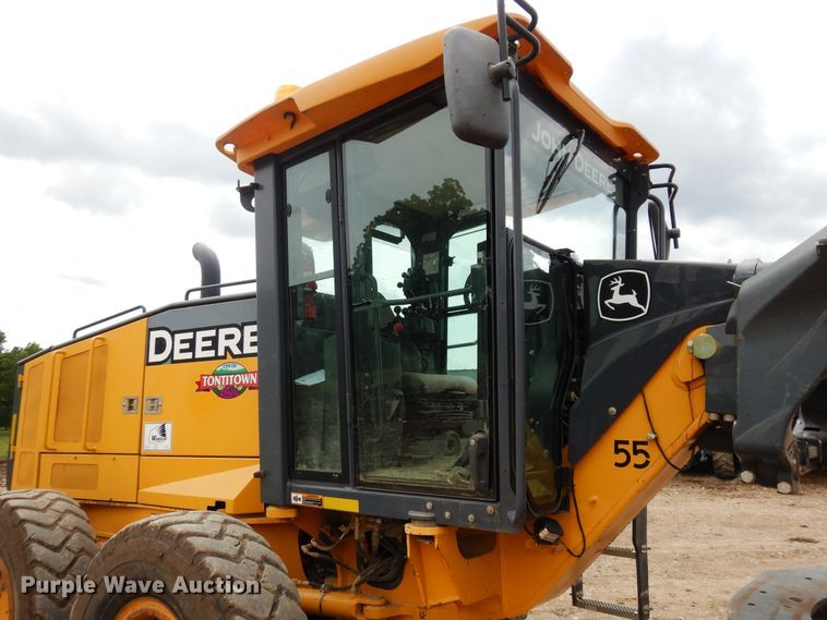 image for item GT9281 2011 John Deere 770GP  motor grader