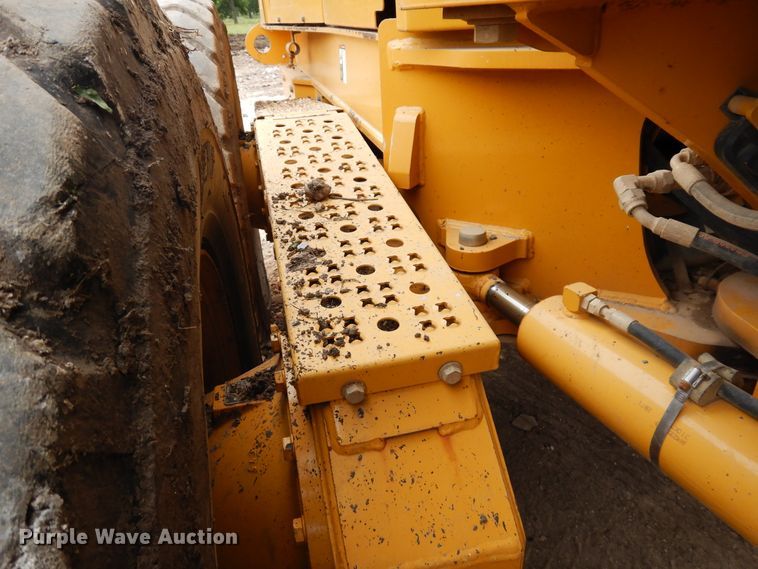 image for item GT9281 2011 John Deere 770GP  motor grader