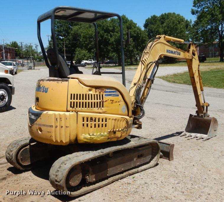 image for item GV9067 2003 Komatsu PC27MRX  mini excavator