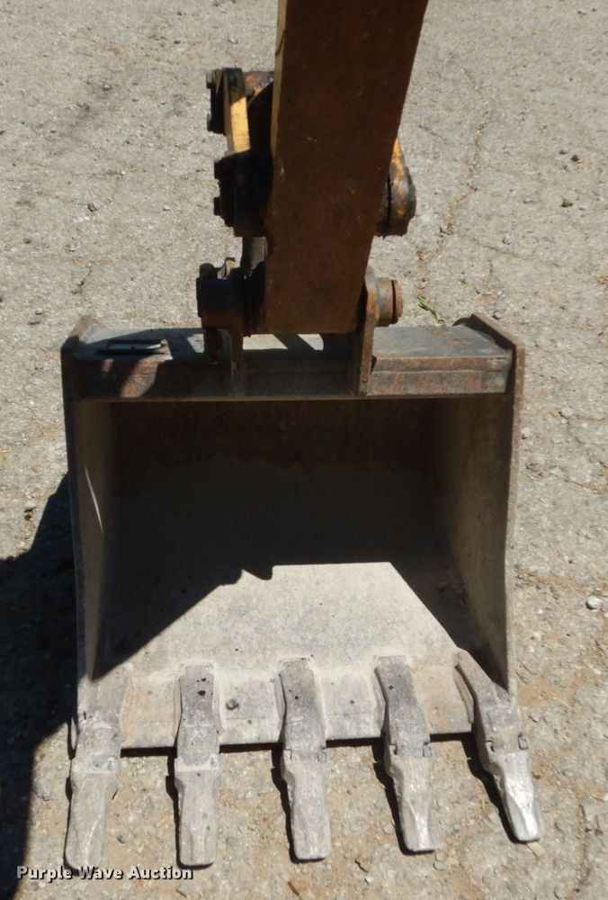 image for item GV9067 2003 Komatsu PC27MRX  mini excavator