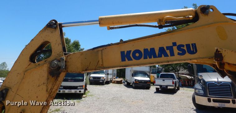 image for item GV9067 2003 Komatsu PC27MRX  mini excavator