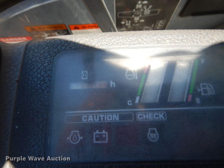 image for item GV9067 2003 Komatsu PC27MRX  mini excavator