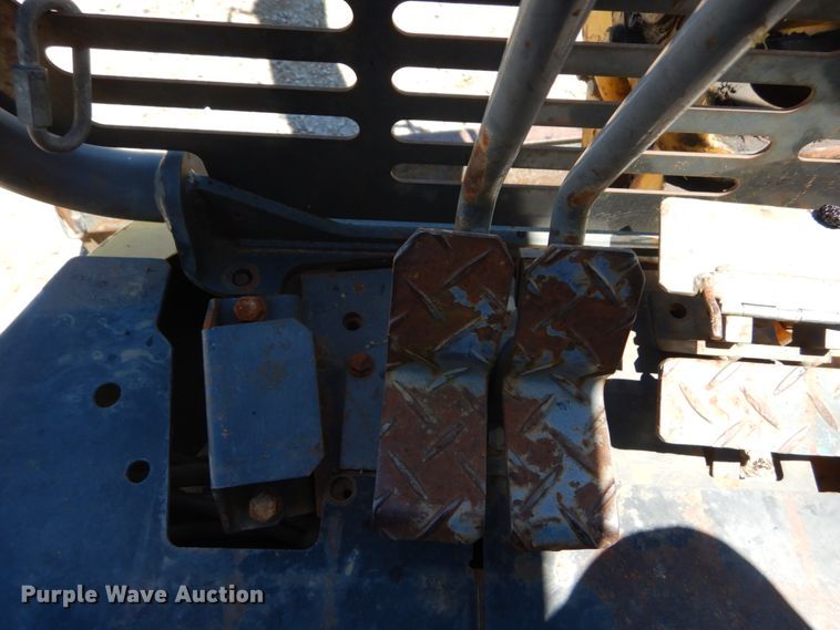 image for item GV9067 2003 Komatsu PC27MRX  mini excavator