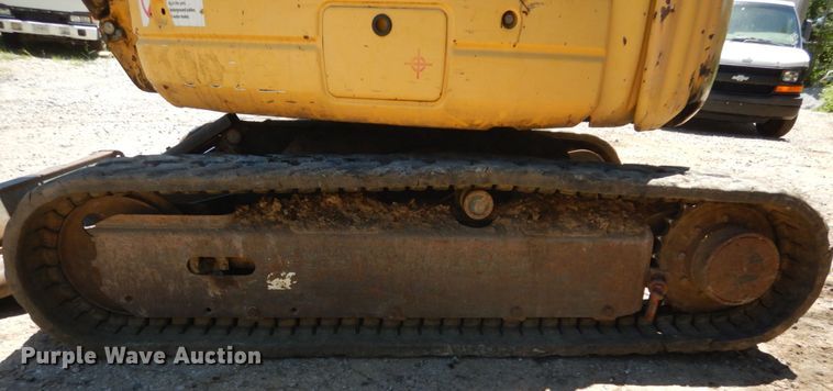 image for item GV9067 2003 Komatsu PC27MRX  mini excavator