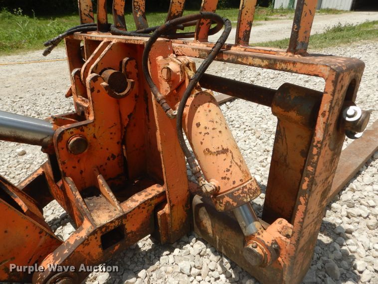 image for item GV9075 2000 SkyTrack TL-8042  telehandler