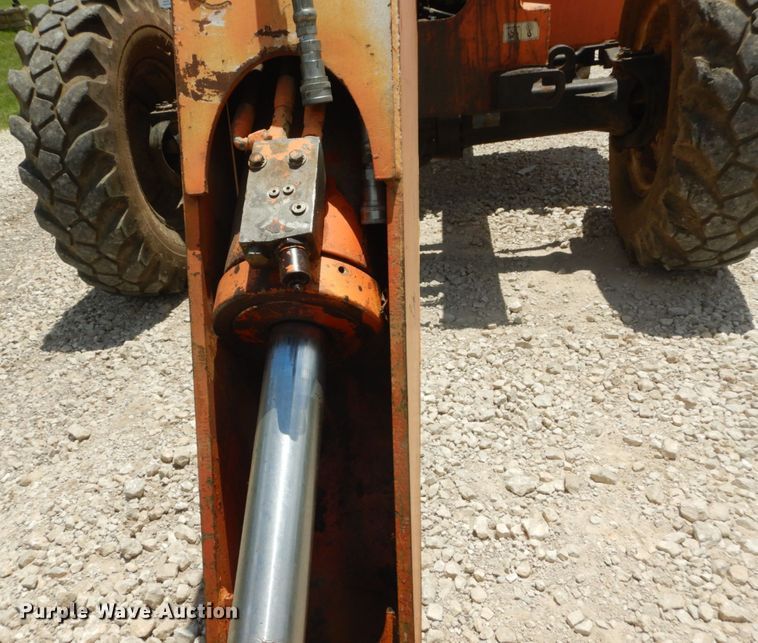image for item GV9075 2000 SkyTrack TL-8042  telehandler